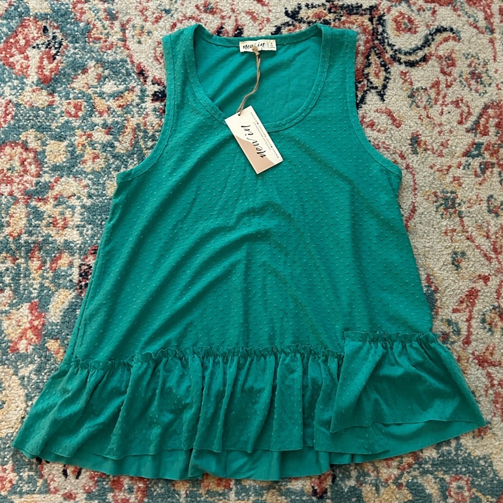 NWT peplum tank